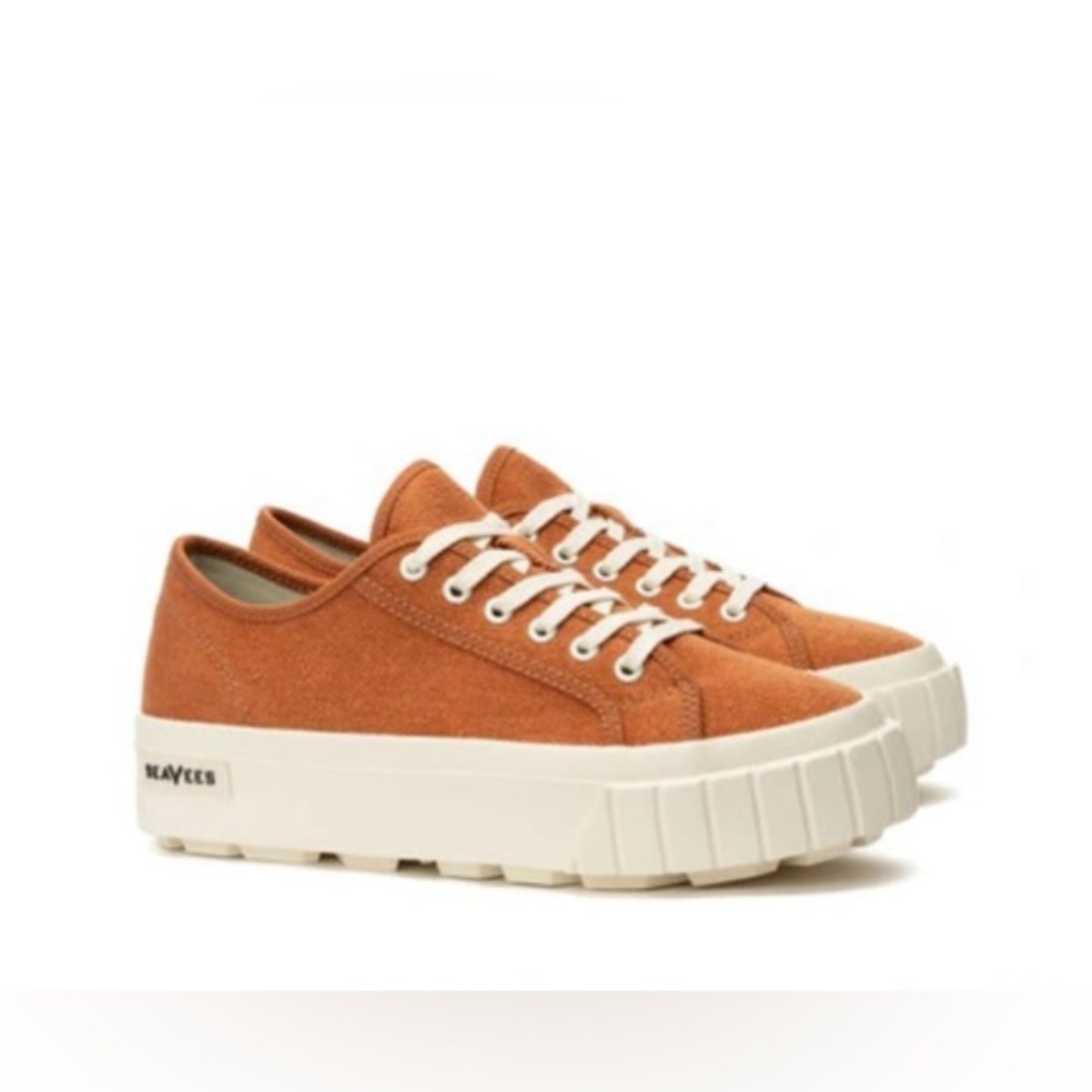 SeaVees Spice Hemp and White Casual Sneakers with a Lug Sole